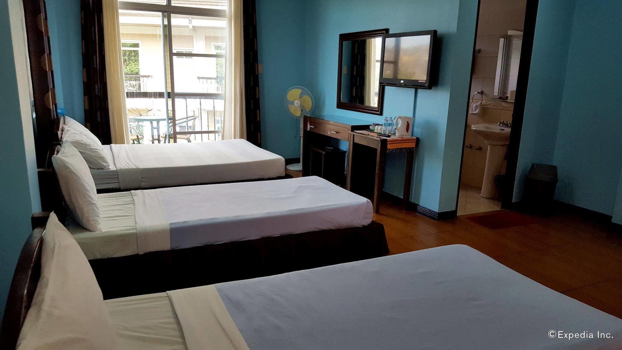 Oyo 219 Nyc Manhattan Suites Baguio City Luaran gambar