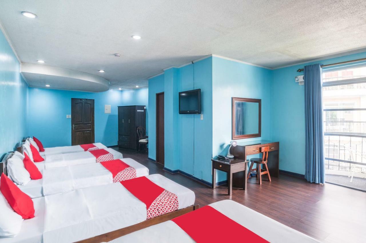 Oyo 219 Nyc Manhattan Suites Baguio City Luaran gambar